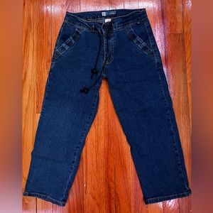 Blue Asphalt vintage 90’s juniors blue denim, Jean Capri pants.  NWOT size 1/2